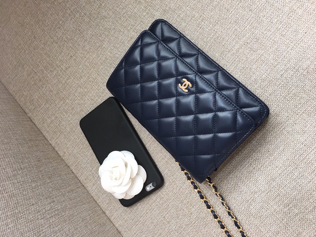 Lambskin Wallet On Chain Shoulder Bag A33814 Dark Blue/Gold